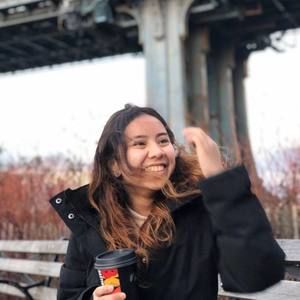 Meet your Posher, Alyssa